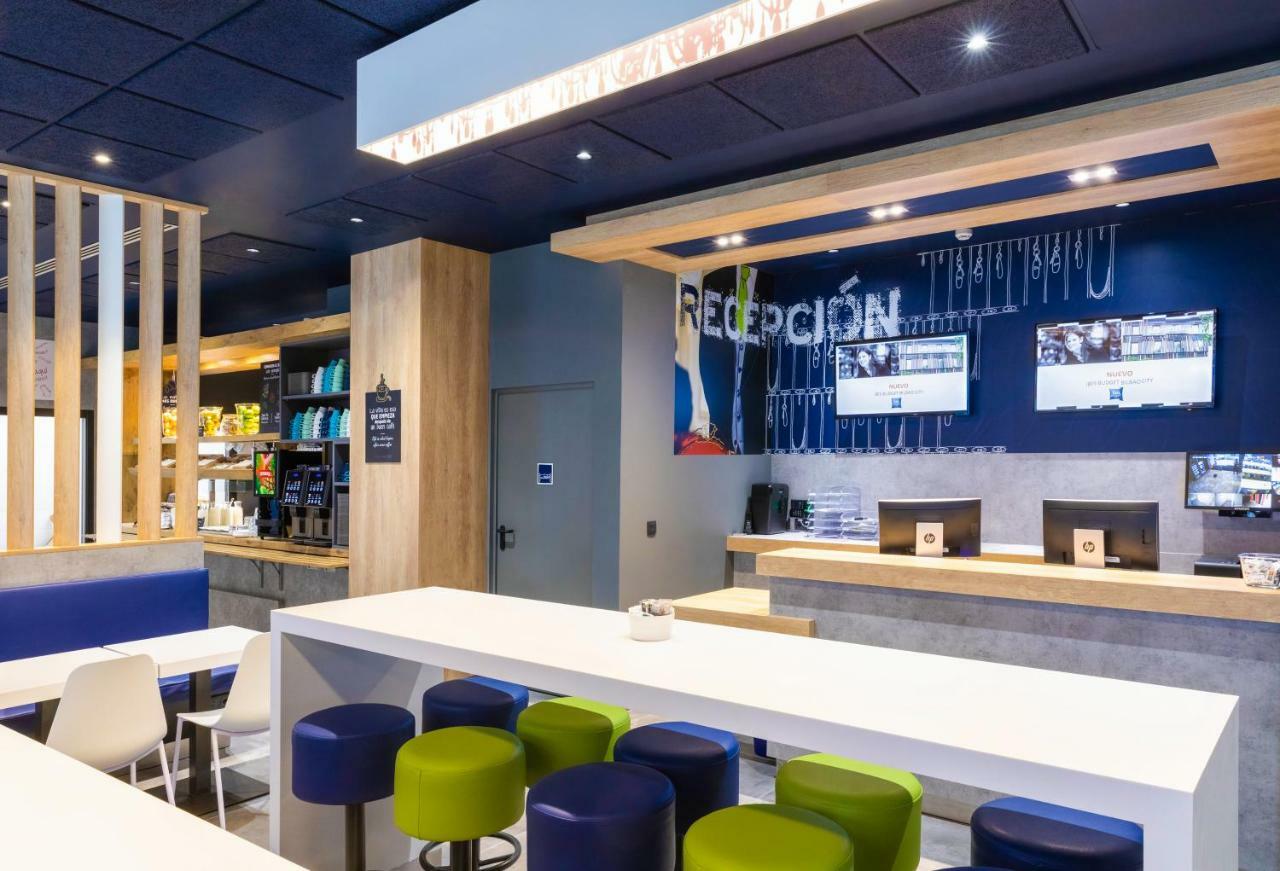 Ibis Budget Bilbao City Exterior foto